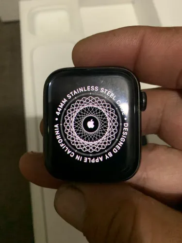 Vendo ou troco Apple Watch série 4 44mm em aço com vidro de safira.