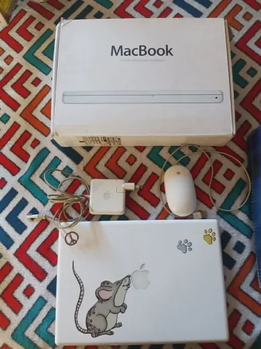 MacBook White Antigo Original - Funcionando (Com Detalhes / Na Caixa), LEIA O ANÚNCIO