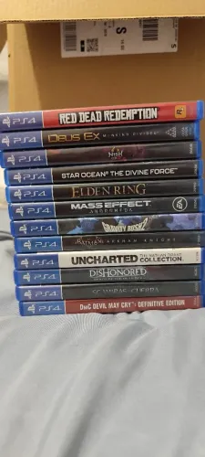Jogos PS4 coleção 31 jogos.