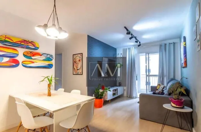 Apartamento com 3 dormitórios à venda, 79 m² por R$ 640.000 - Rua Dona Tecla, 230 - Guarul