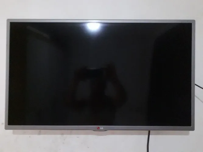 TV LG smart ,bem conservada! Sem nehum problema!