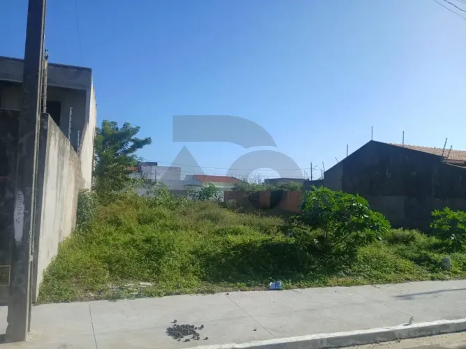 Terreno à Venda na Aruana com 160 m² em Excelente Localização
