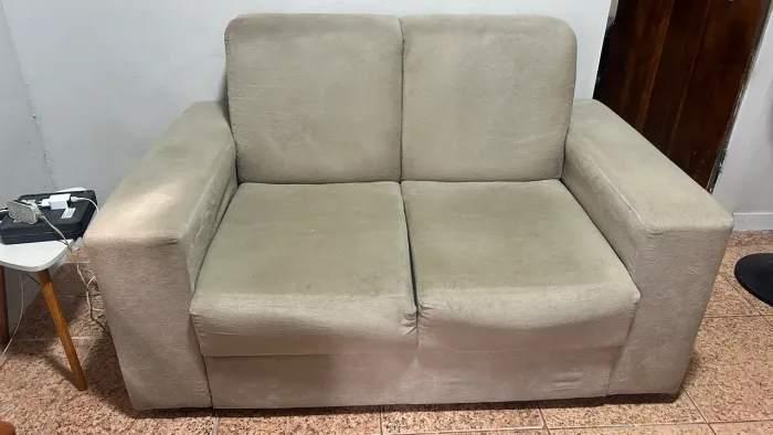 Sofá 2 lugares
