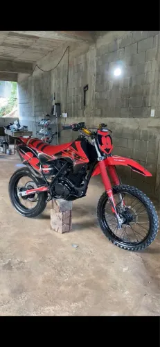 XR 200 para TRILHA