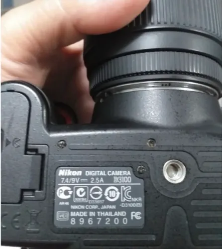 Camera digital Nikon D3100
