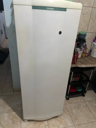O motivo da vendo que eu vou muda pra outra cidade e não posso leva