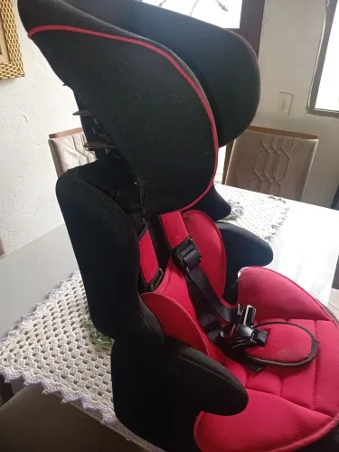Vendo cadeirinha com assento