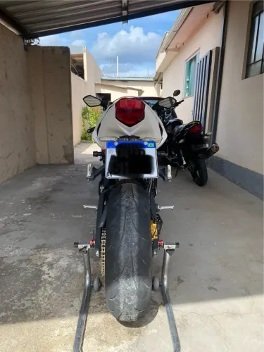 Daytona 675R 