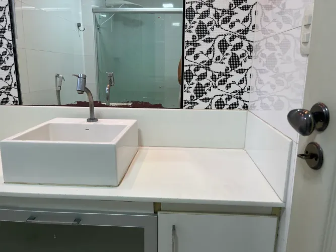 Apartamento semi mobiliado