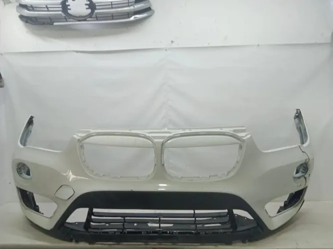 Parachoque Bmw X1 16/19 Original Usado C/detalhe