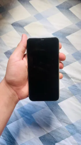 IPHONE 11-64GB