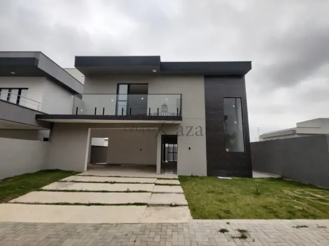 Casa em Condomínio - Residencial Reserva Rudá - Bairro Floresta - 3 Dormitórios - 184m².