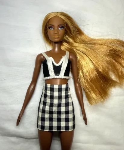 Boneca Barbie Fashionista com reroot