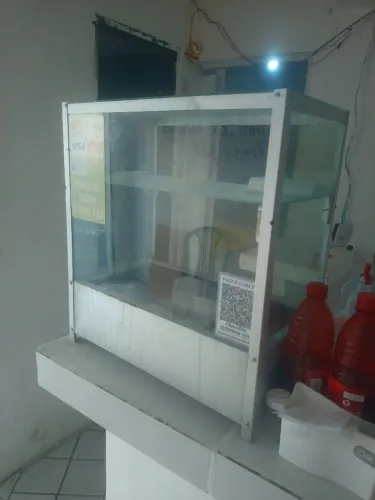 Estufa de cachorro quente r$ 300 reais boa noite *