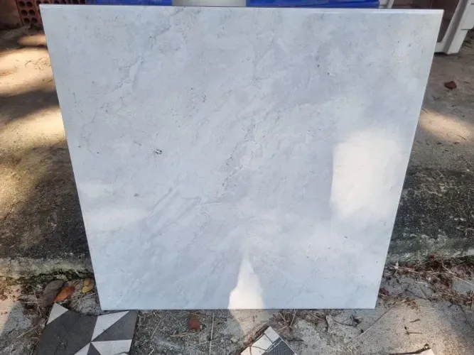 Piso Porcelanato Marmorizado