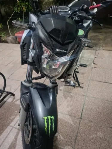 HONDA CB 250F TWISTER ABS 2022 - OPORTUNIDADE! 