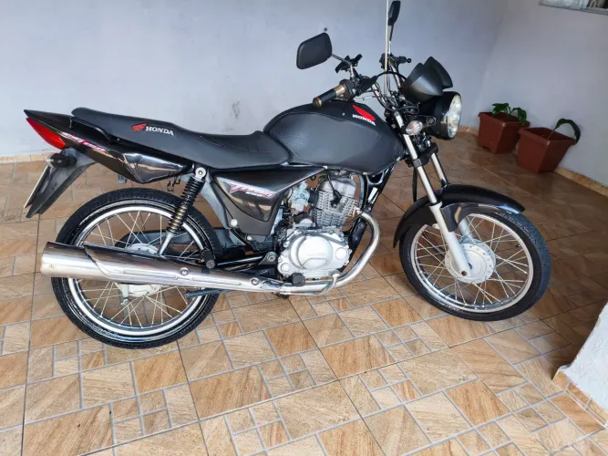 vendo cg 150 partida eletrica
