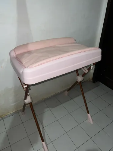 Banheira infantil com suporte e trocador