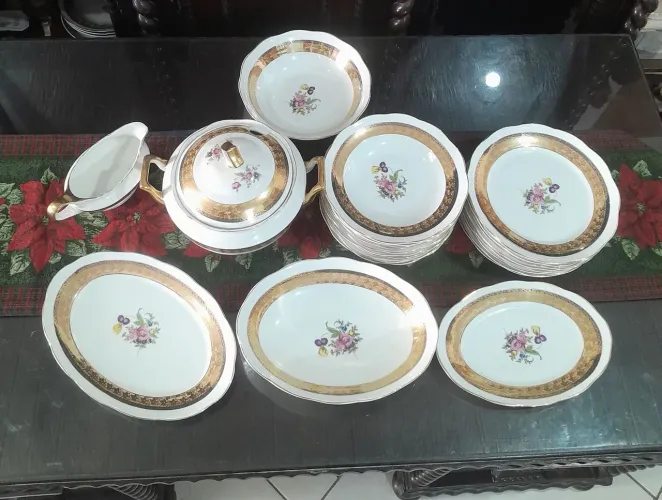 Antigo aparelho jantar porcelana steatitta