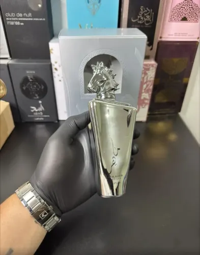 Lattafa Maahir Legacy 100ml EDP - Frescor de Luxo e Elegância Árabe