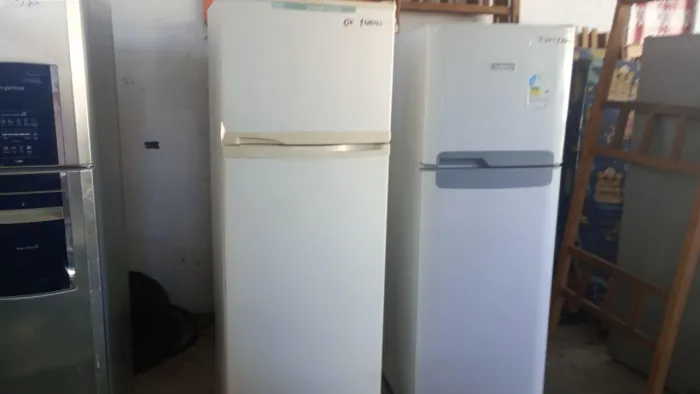 Geladeira Aparti de 1000 reais