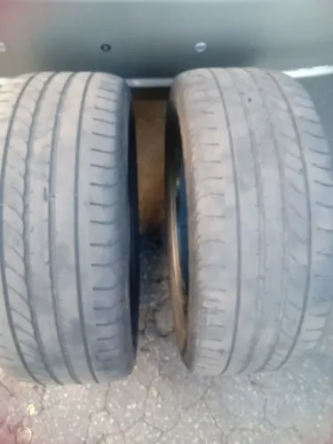 Pneus Goodyear aro 17/215/50