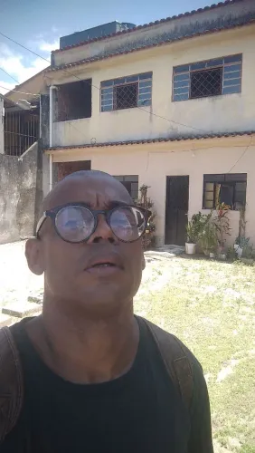 Casa mobilhada na Rua Principal