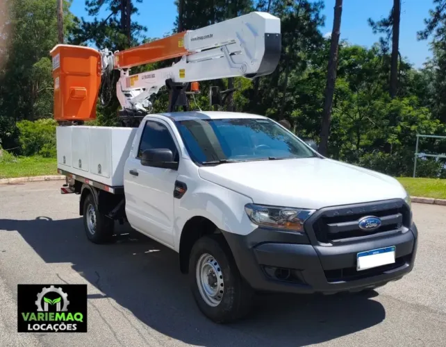 Locação de Caminhão e Caminhonete Cesto Aéreo Isolado Sky Linha Viva