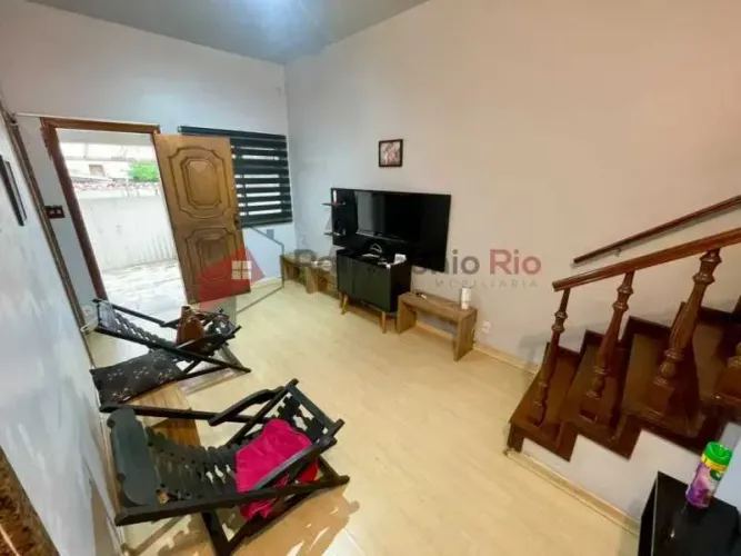 Casa triplex 3 quartos em Irajá - Rio de Janeiro - RJ