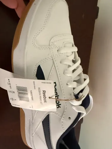 SapaTênis Reebok novo número 40-41