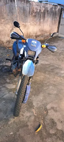 Vendo bross 125 ano 2005