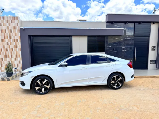 Honda Civic Sedan EXL 2.0 Flex 16V Aut.4p 2017