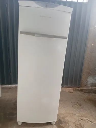 geladeira Brastemp 360 litros funcionando perfeitamente