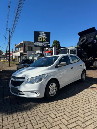 Chevrolet Onix JOY Hatch 1.0 8V Flex Mec. 4P 2018