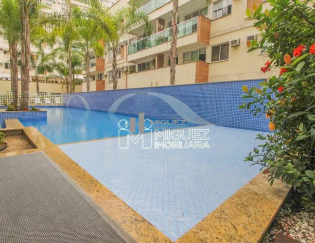 Código 12938 - Apartamento com 2 Quartos, Maracanã - Rio de Janeiro