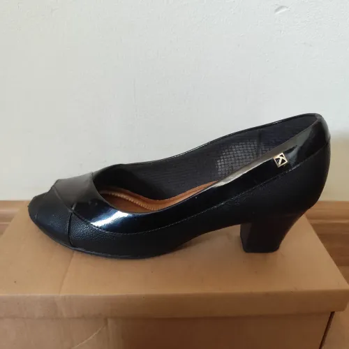Sapato Peep Toe Piccadilly Maxi - Salto Médio Conforto - Tam 38