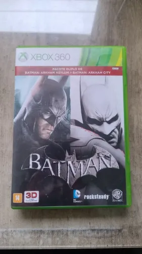 Batman Arkham Asylum e Arkham City Edição Jogo do Ano (Xbox 360 - Usado)