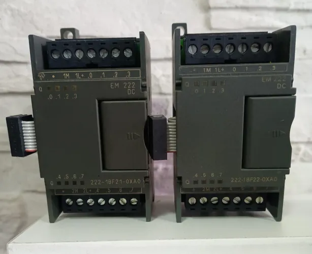 Módulo CLP Siemens EM 222