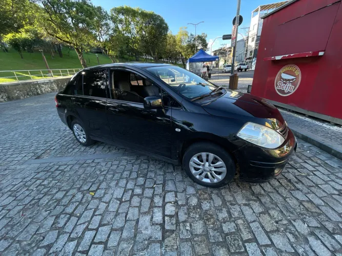 Nissan Tiida Sedan 1.8 16V Flex Fuel 4P 2012