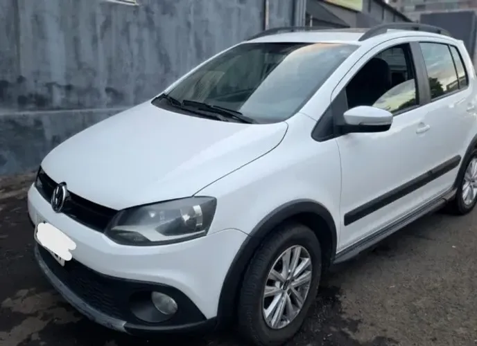 Volkswagen Crossfox 1.6 MI Total Flex 8V 5P 2014
