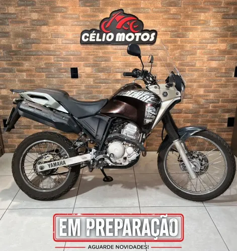 XTZ 250 TENERE MARROM 2016/2017