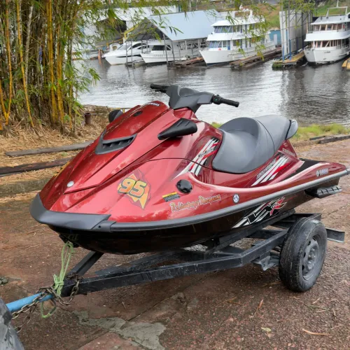 Jet ski YAMAHA 1.8 VXR ASPIRADO ANO 2012