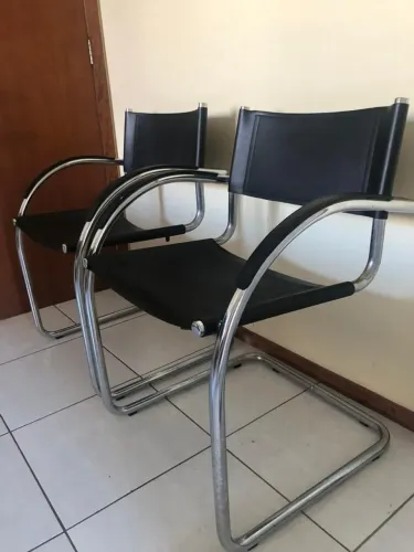 Par de cadeiras 