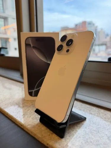 iPhone 16 Pro 128GB Branco - SEMINOVO - LOJA FÍSICA 
