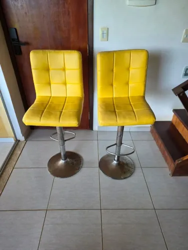 Cadeiras Banquetas alta 