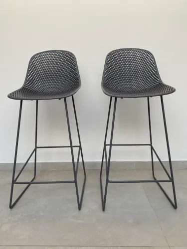 Vendo bancos altos para mesa bistrô 