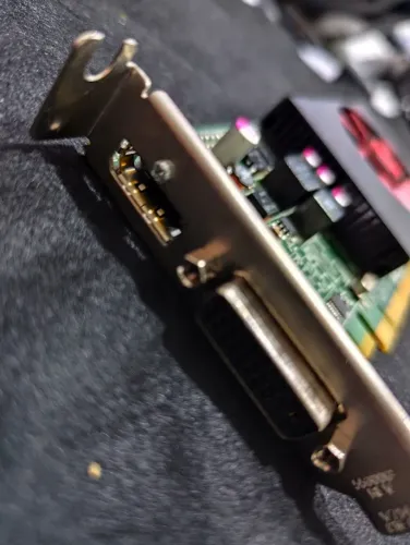 Placa de Vídeo AMD Radeon HD 8490 1GB PCI-E - *H0G