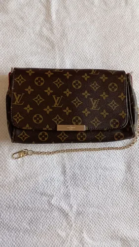Bolsa Louis Vuitton favorite monograma