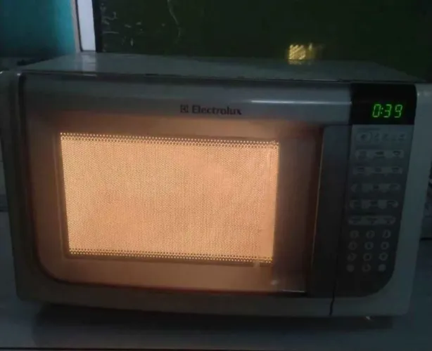 Microondas não esquenta