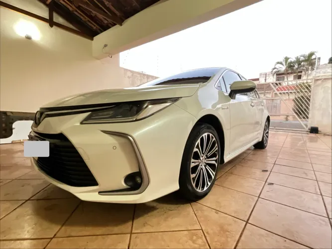 Toyota Corolla Altis Prem. Hybrid 1.8 Flex AUT 2021
